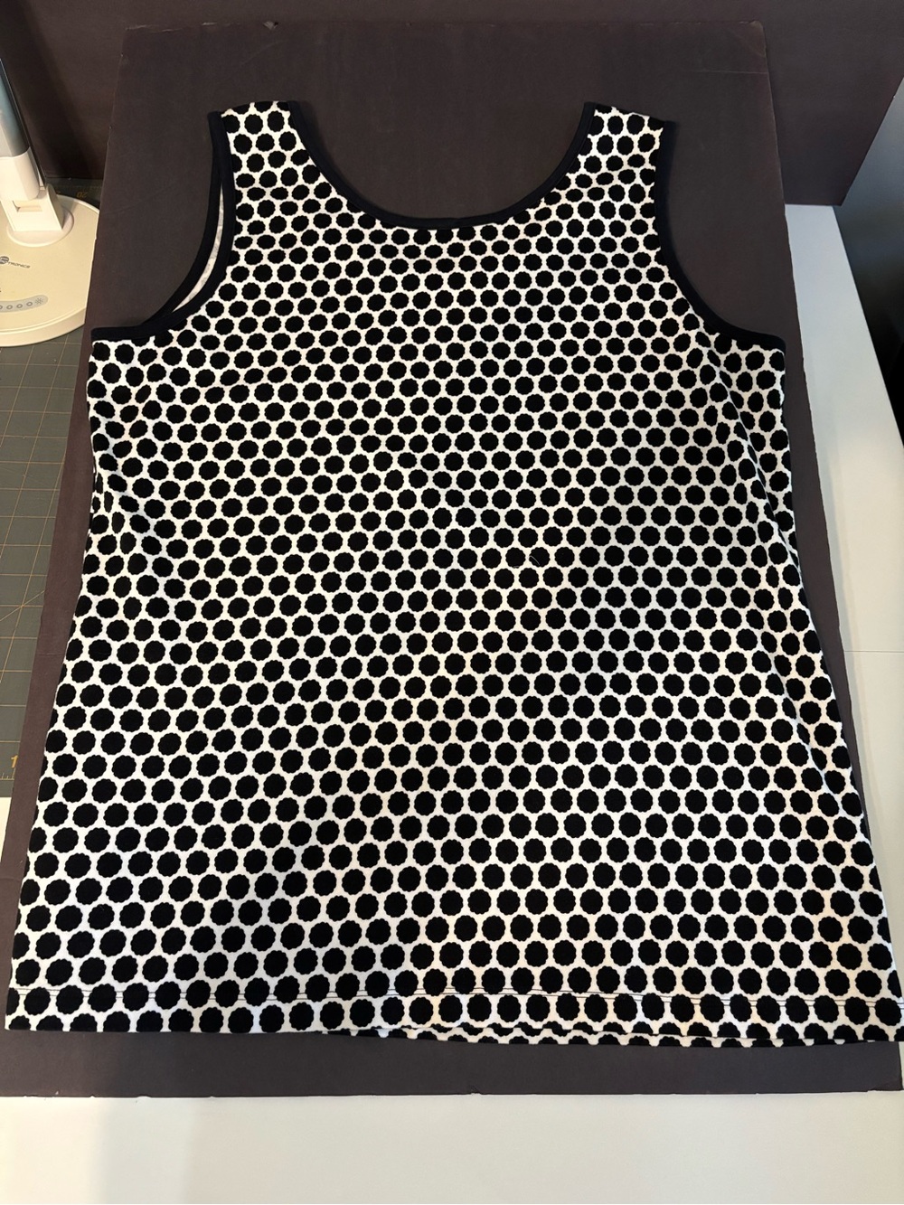 Lands' End Black and White Dot Scoop Neck Tank - Picture 2 of 5